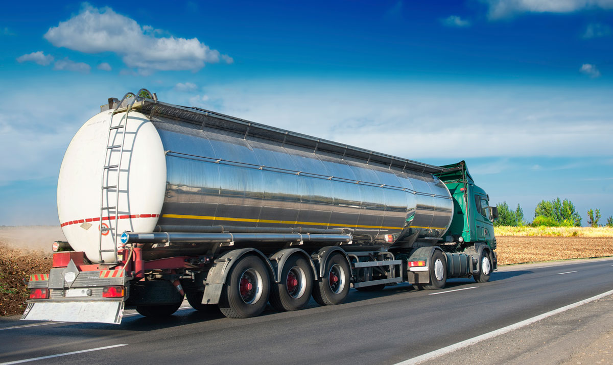 Thunder Creek Fuel Trailer from Trailer Dealers in Fargo and Bismarck, Serving Minot, Grand Forks, Williston